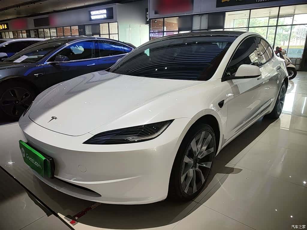 Tesla Model 3, 2024 2