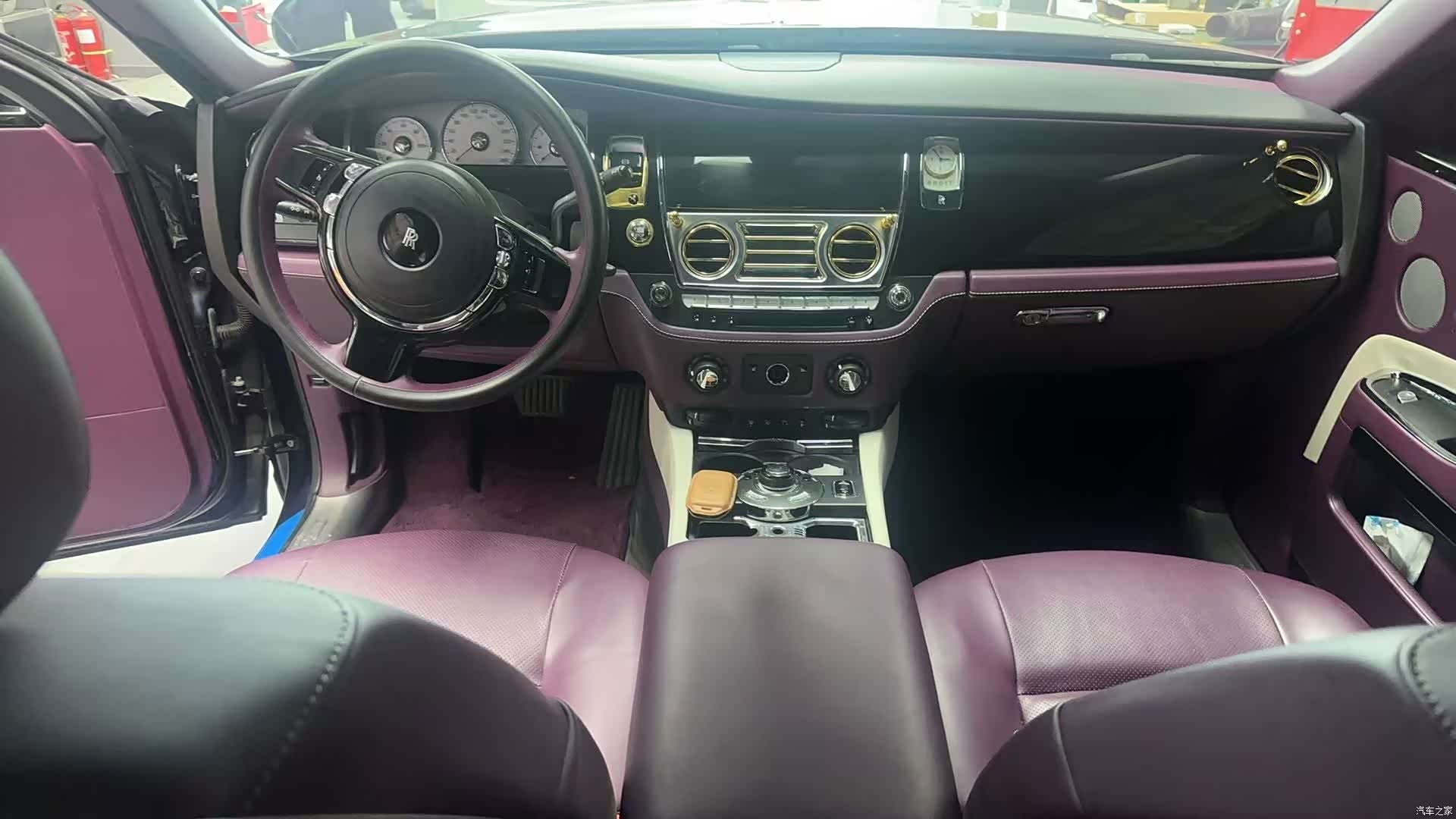 Rolls-Royce Ghost, 2011 11