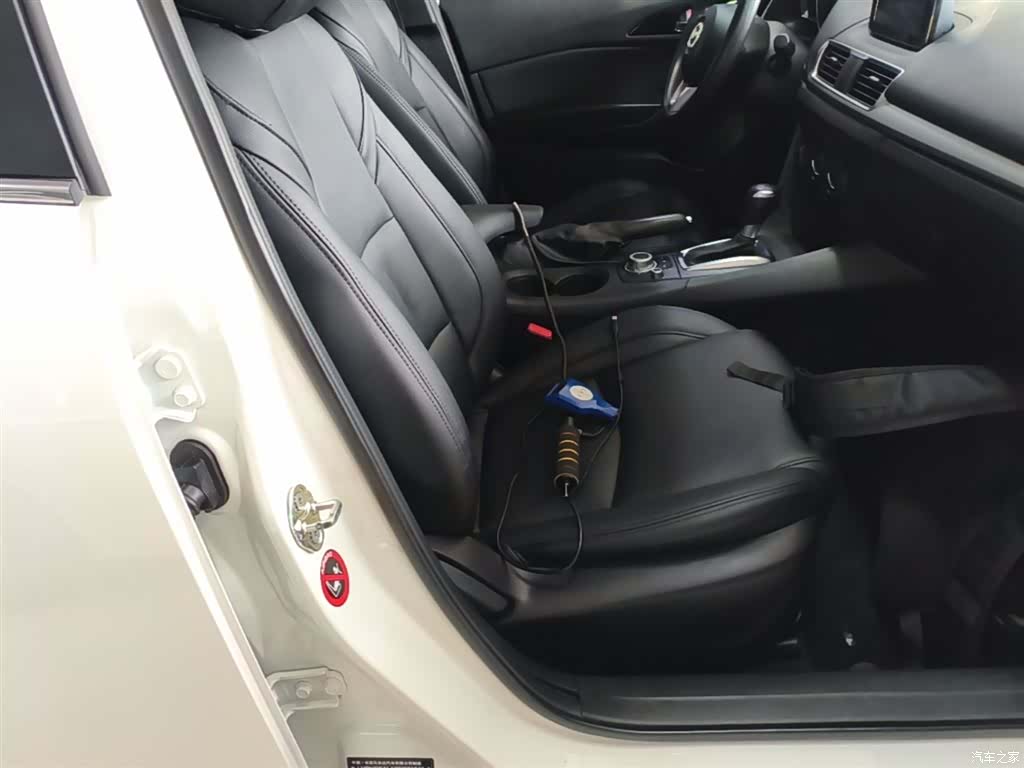 Mazda Mazda3, 2017 25
