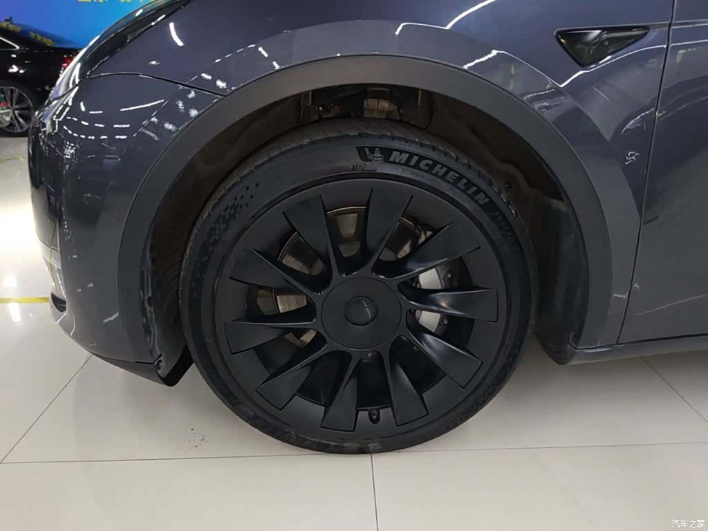 Tesla Model Y, 2021 23