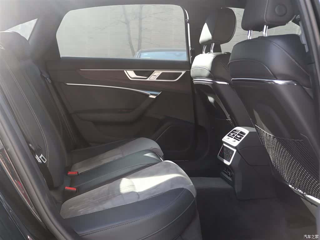 Audi A6L, 2023 14