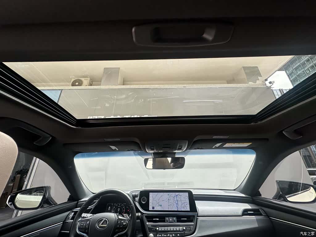 Lexus ES, 2024 13