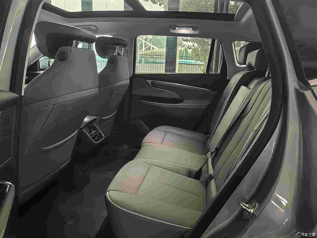 Buick E5, 2025 7