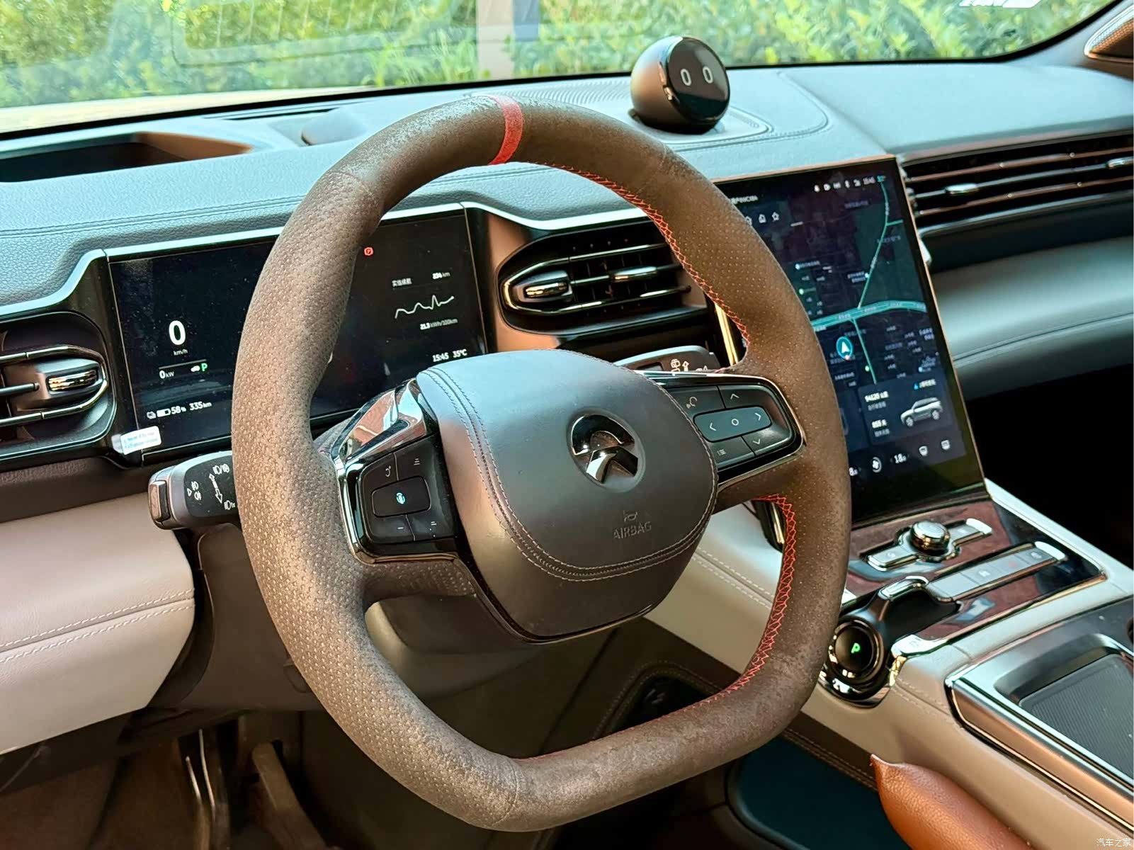 NIO ES8, 2021 10