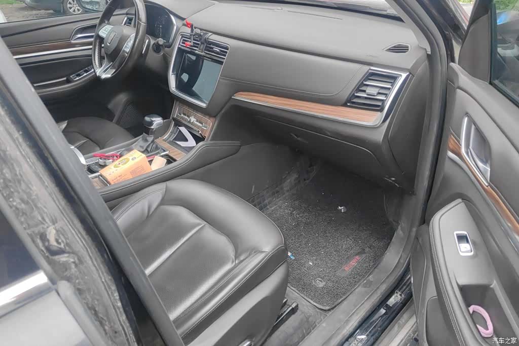 Roewe RX8, 2019 8