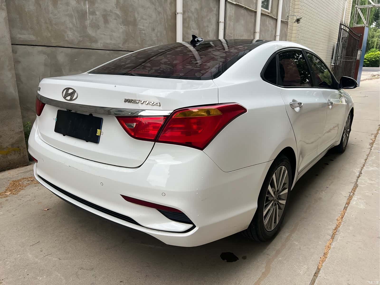 Hyundai GLS, 2017 9