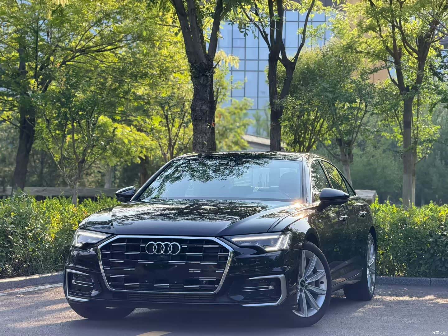 Audi A6L, 2024 1