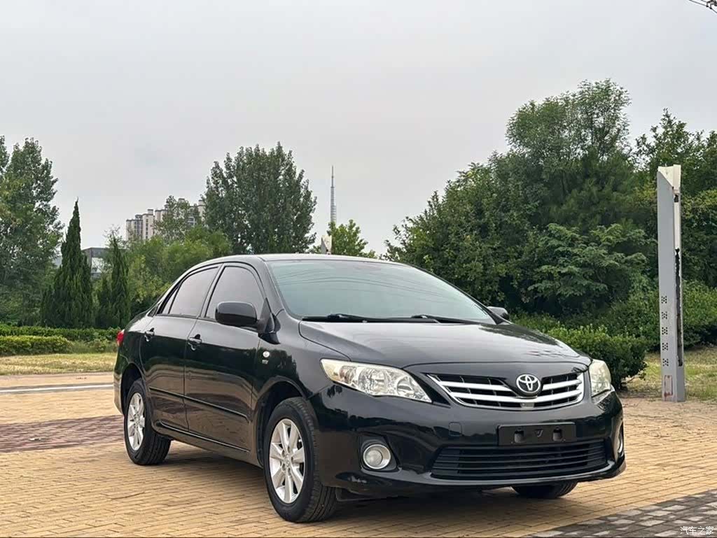 Toyota Corolla, 2012 3