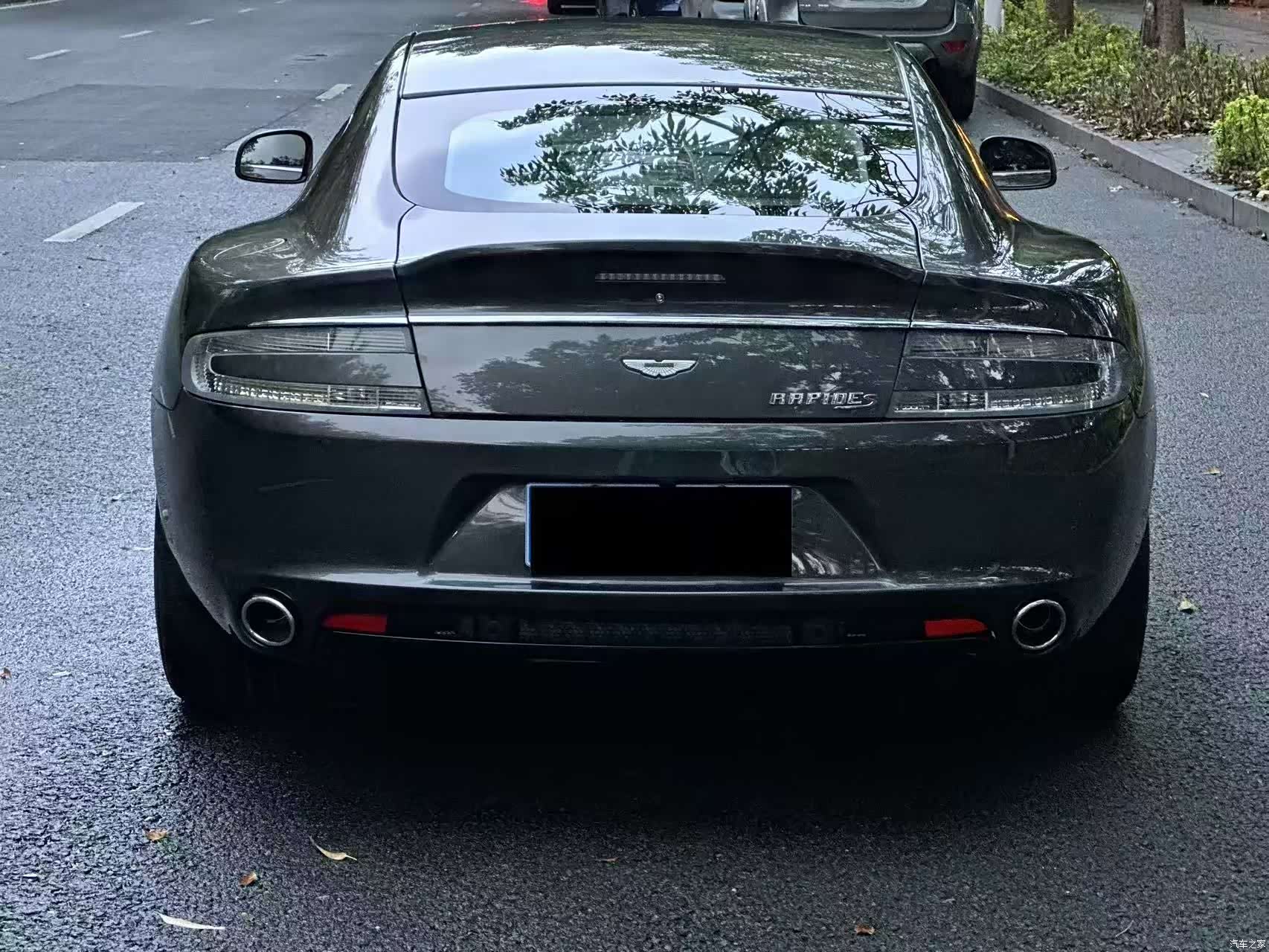 Aston Martin Rapide, 2013 3