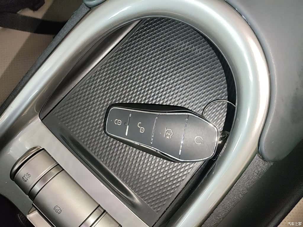 BYD Dolphin, 2023 9