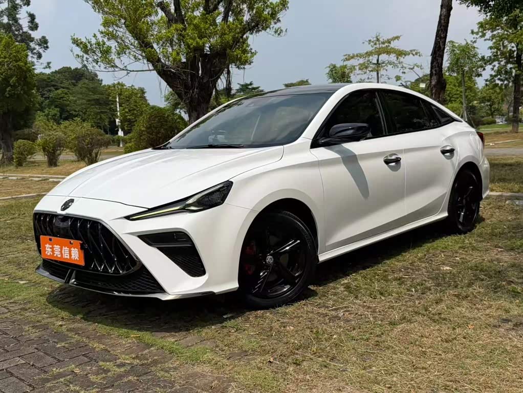 MG 5 2022 1.5T Trophy Sport Flagship