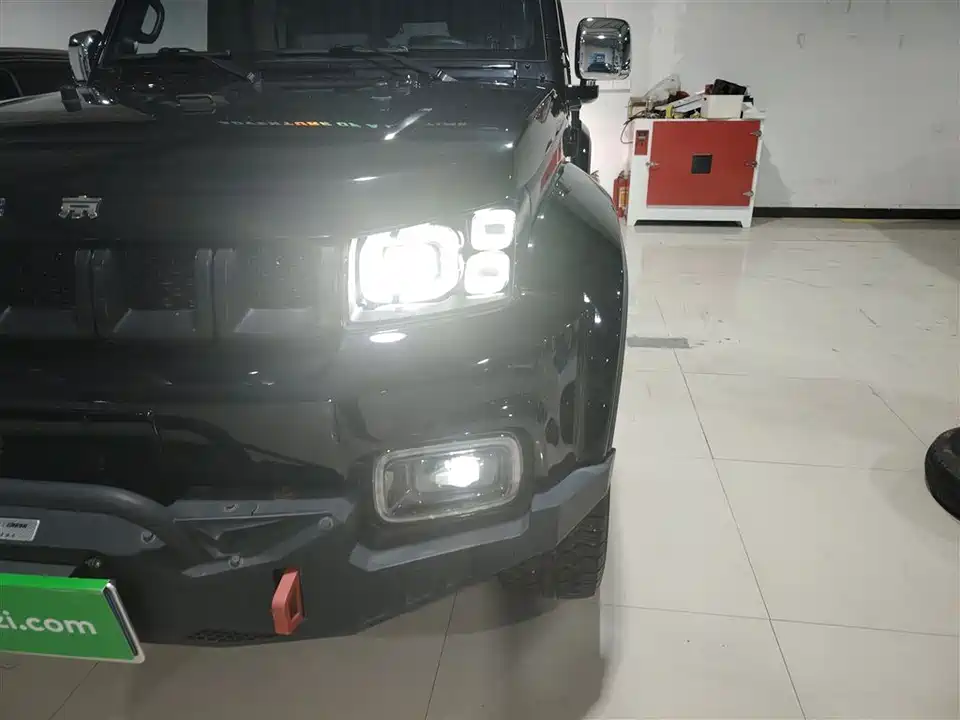 Beijing BJ40