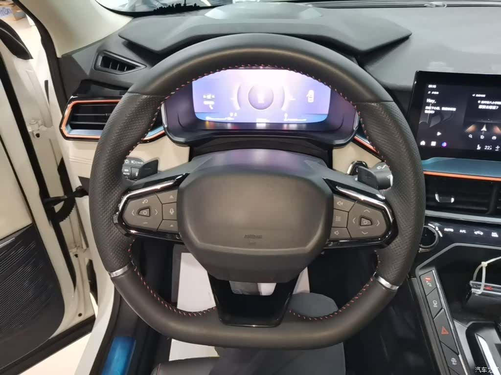 Lynk & Co 02, 2021 11