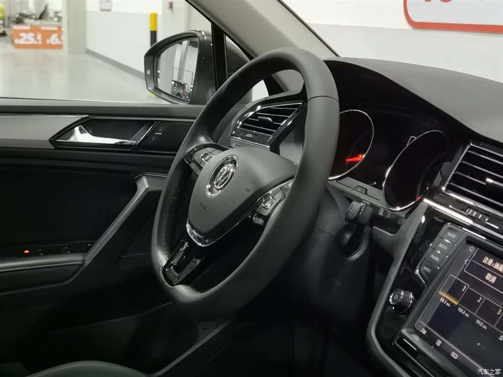 Volkswagen Tiguan L, 2019 22