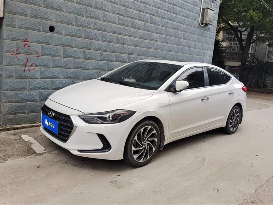 Hyundai Lead
