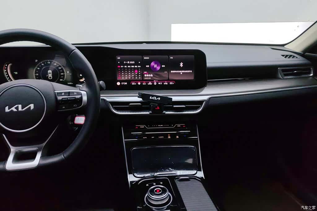 Kia K5, 2024 13