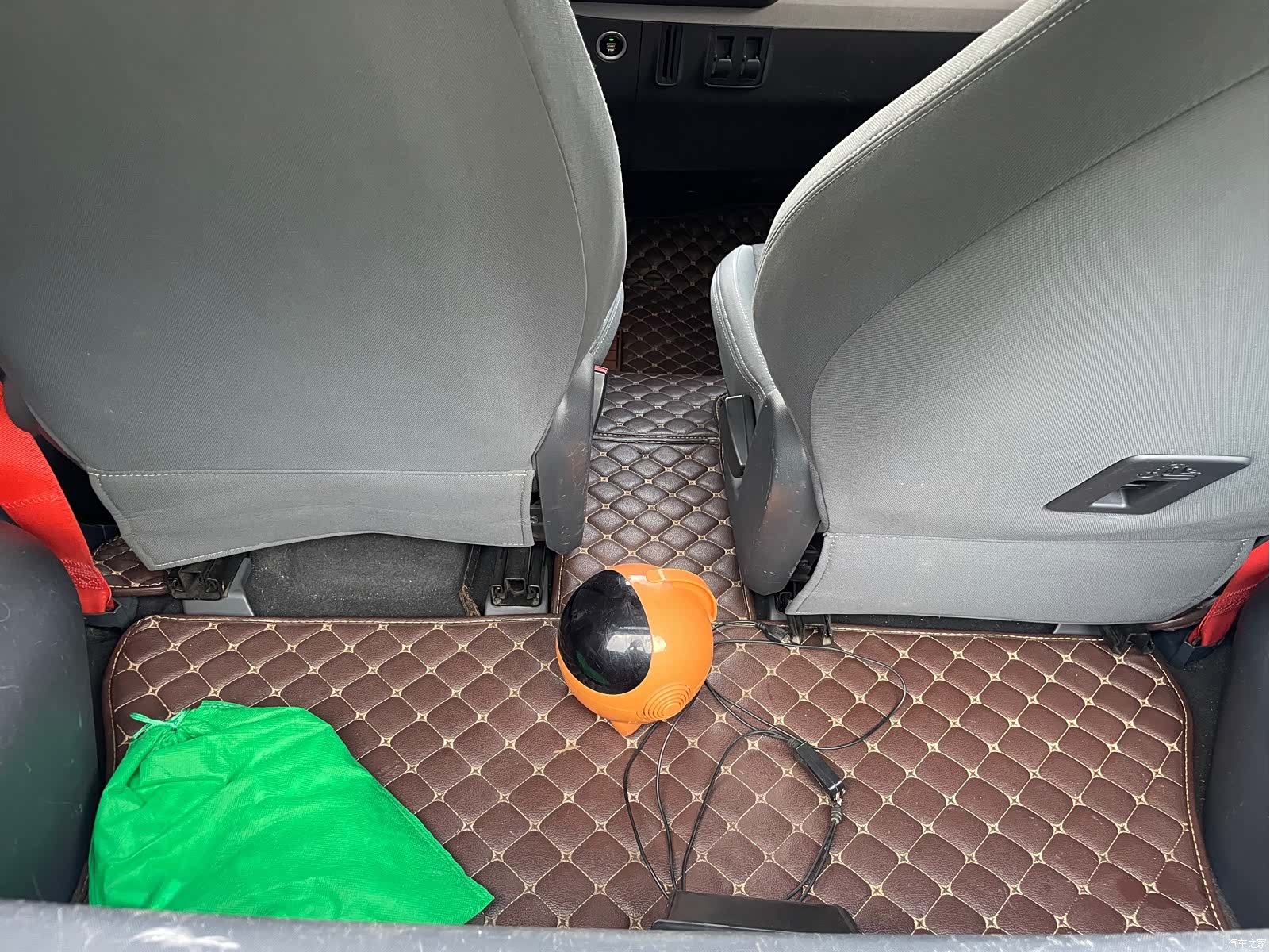 Wuling E200, 2019 6