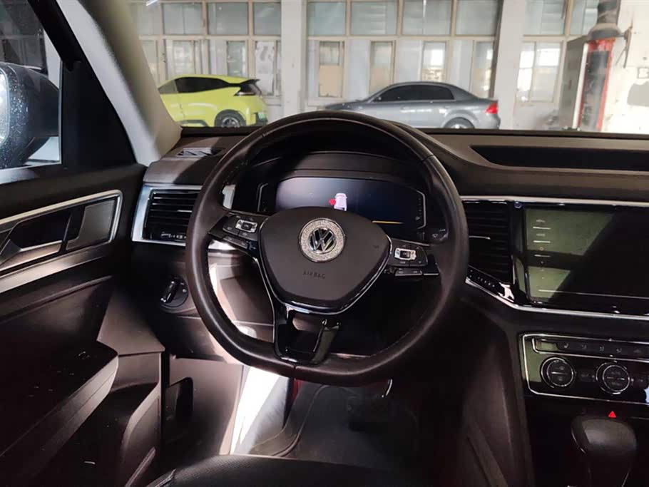 Volkswagen Tourang