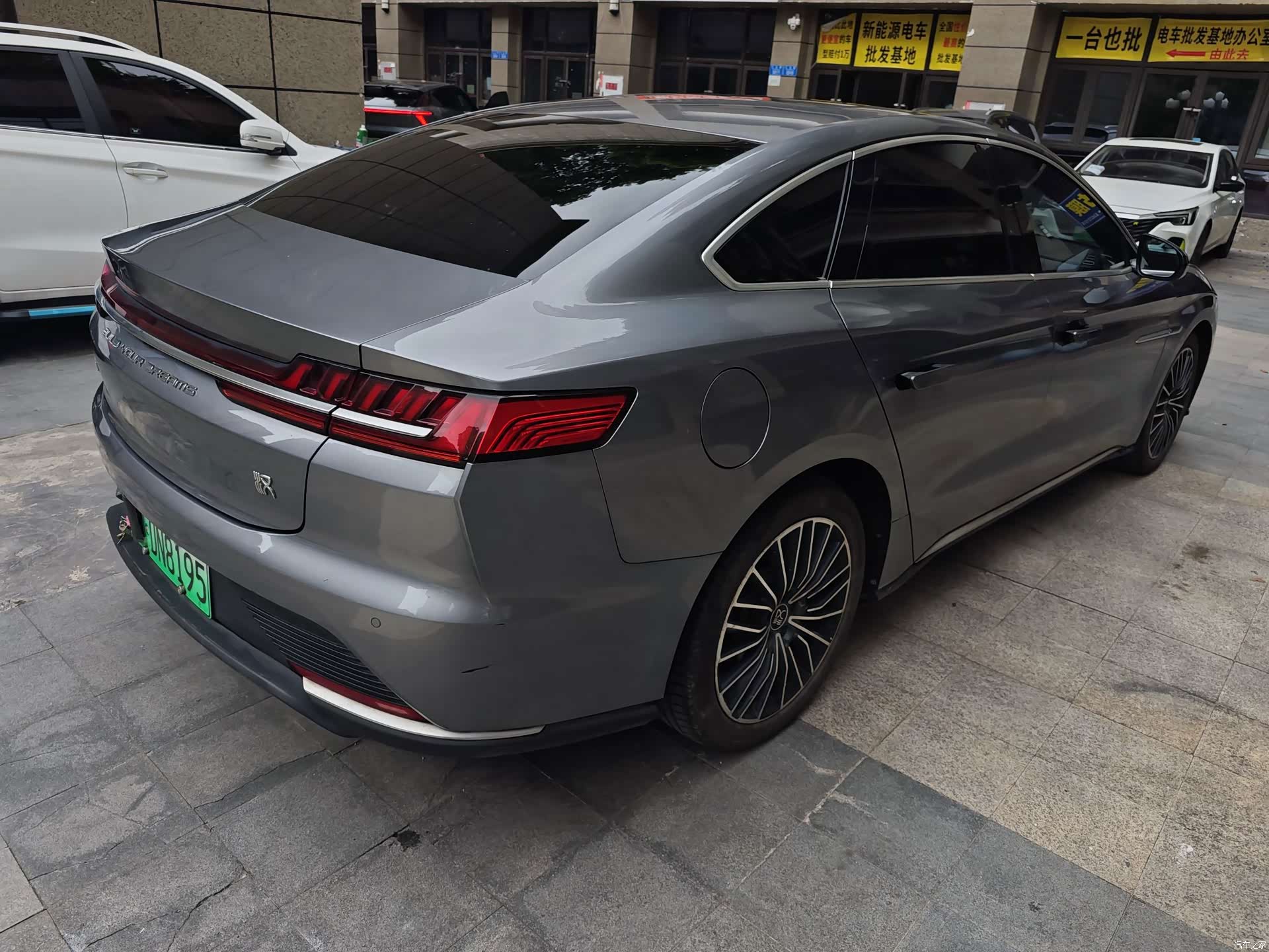 BYD Han, 2022 все фото