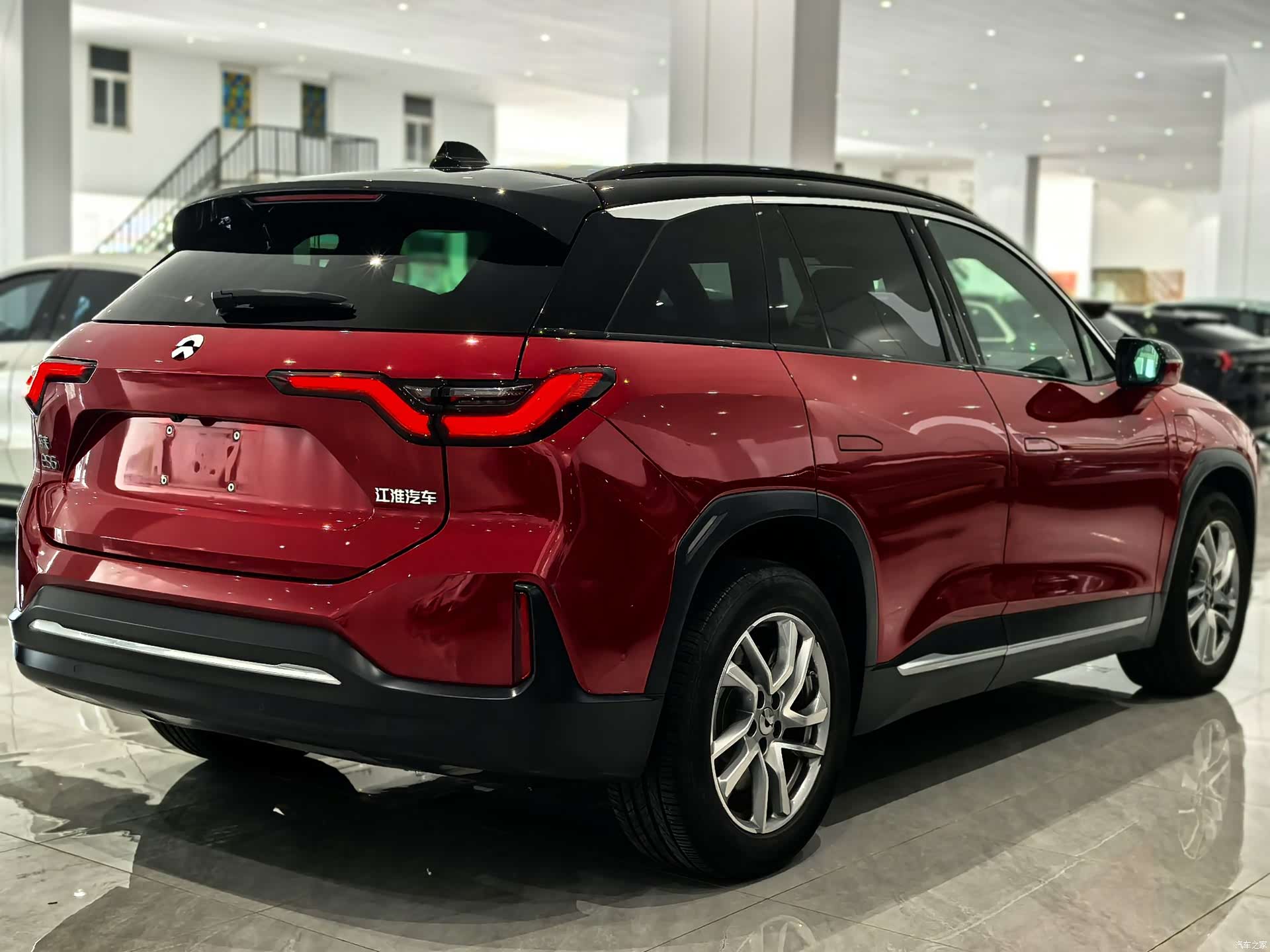 NIO ES6, 2022 4