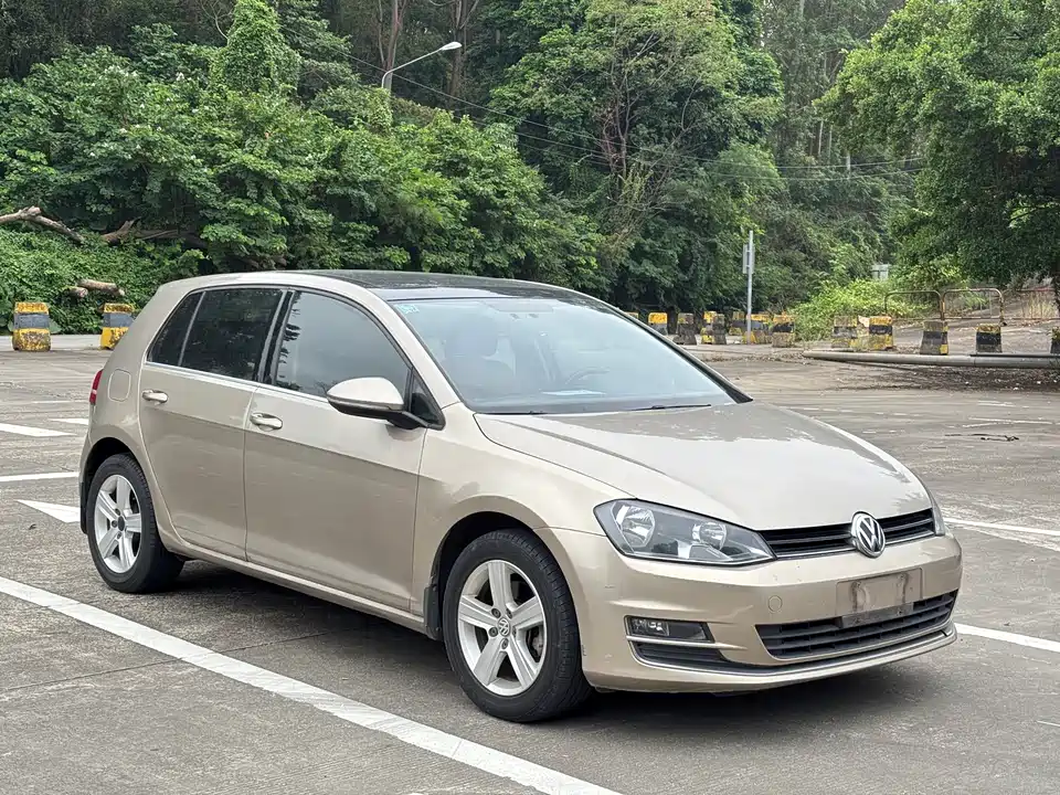 Volkswagen golf