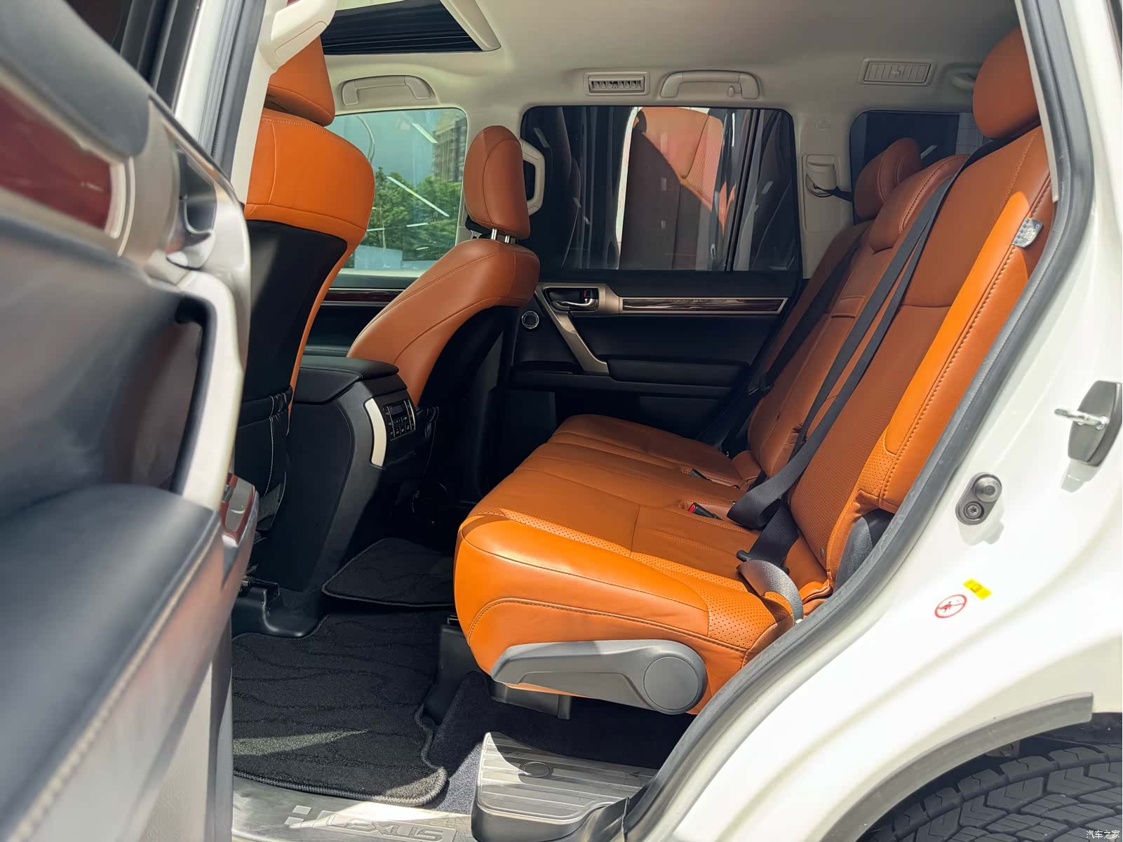 Lexus GX, 2016 9