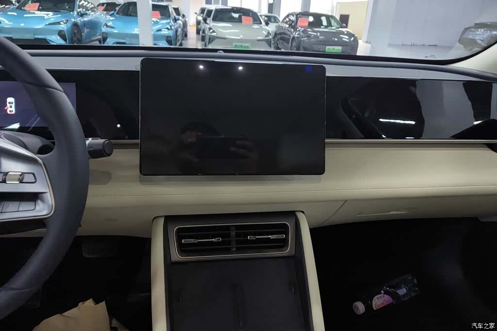 BYD Qin, 2024 13