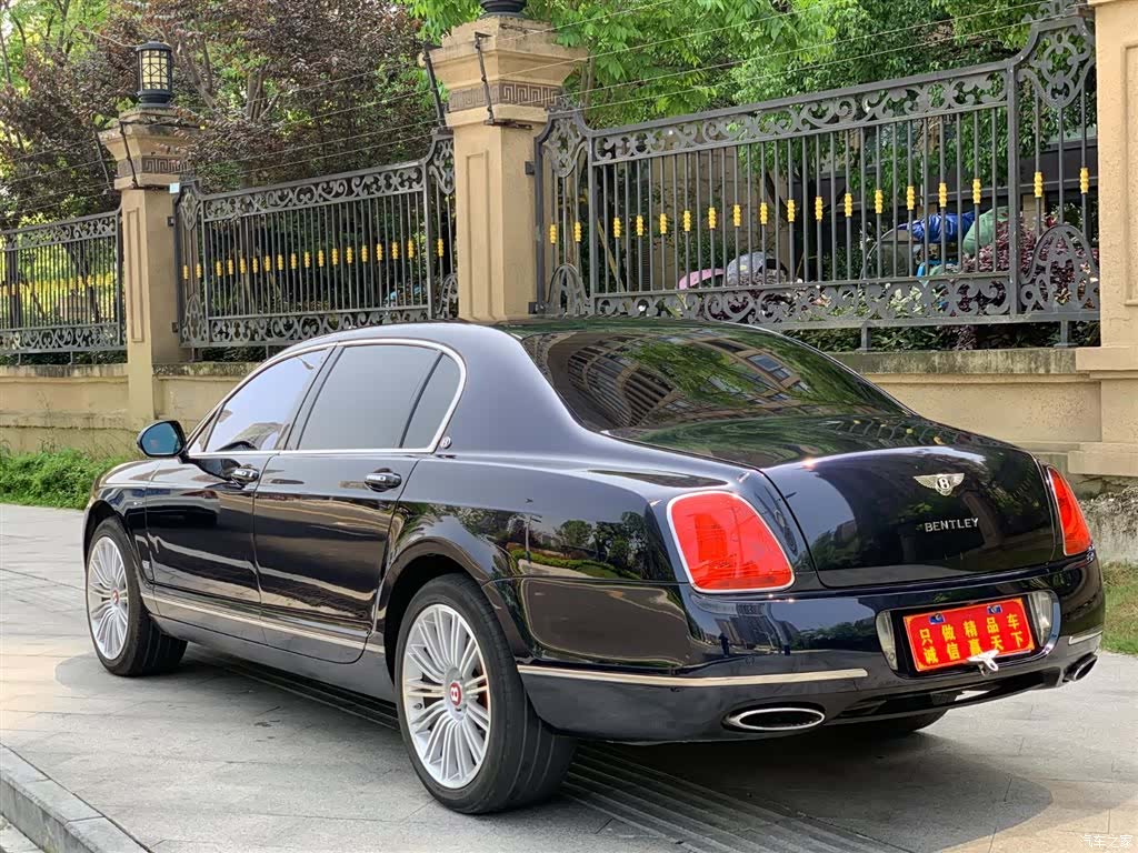 Bentley Flying Spur, 2013 6