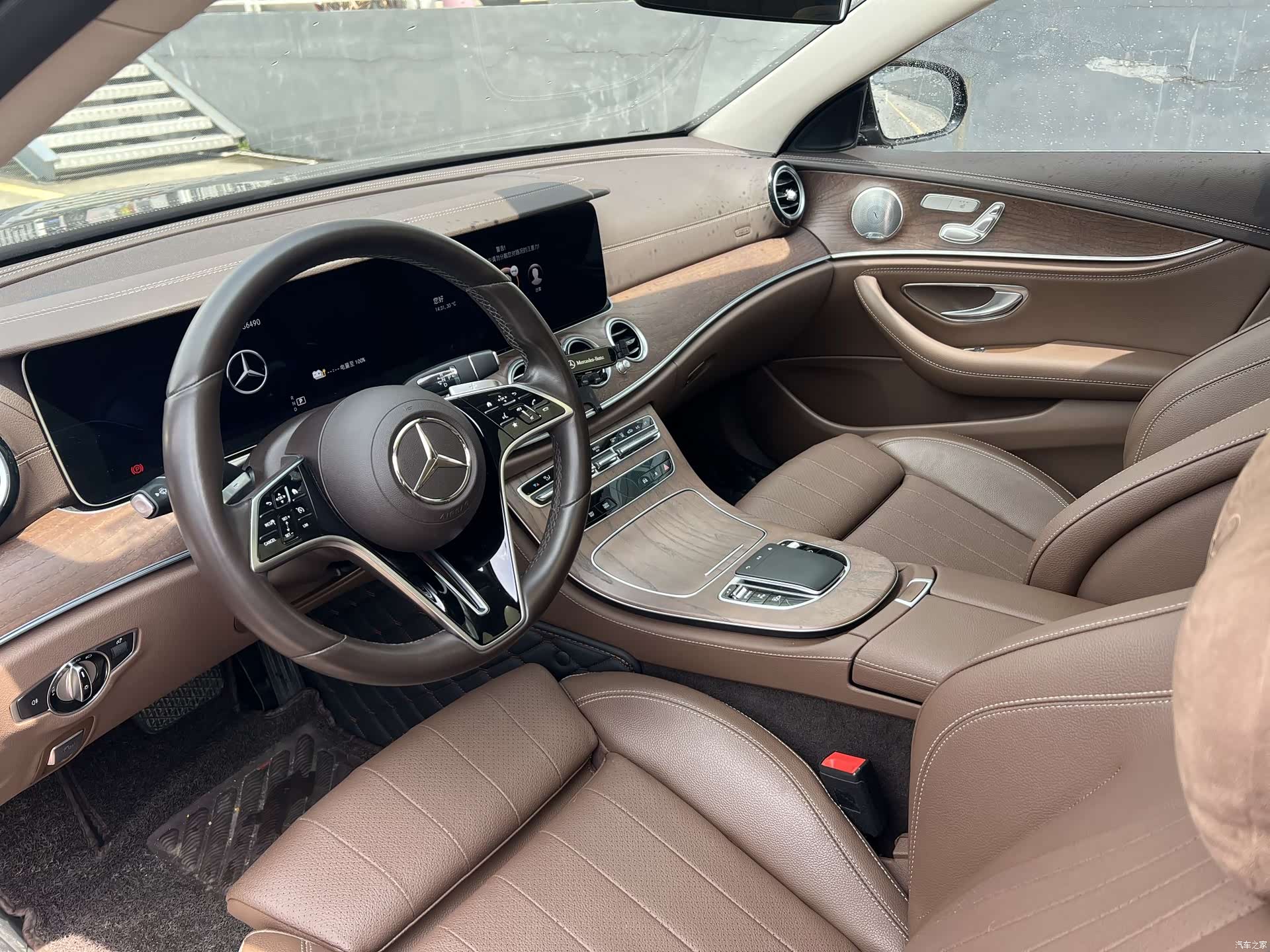 Mercedes-Benz E-Class, 2022 21