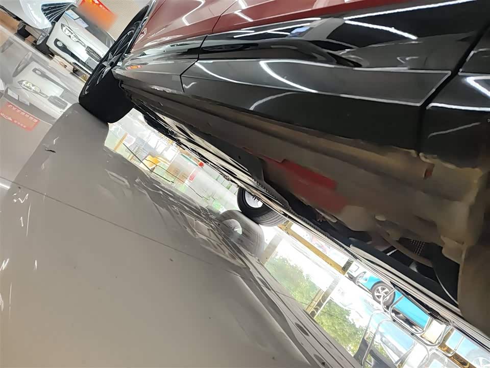 Audi Q2L Audi Q2L