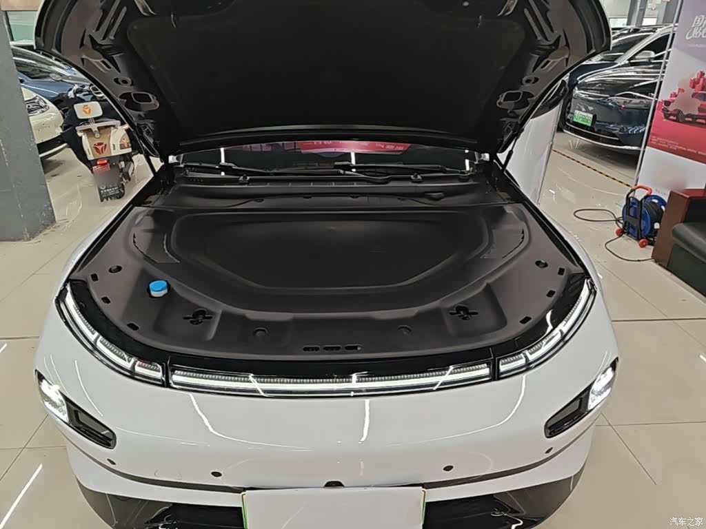 Xpeng P7, 2024 20