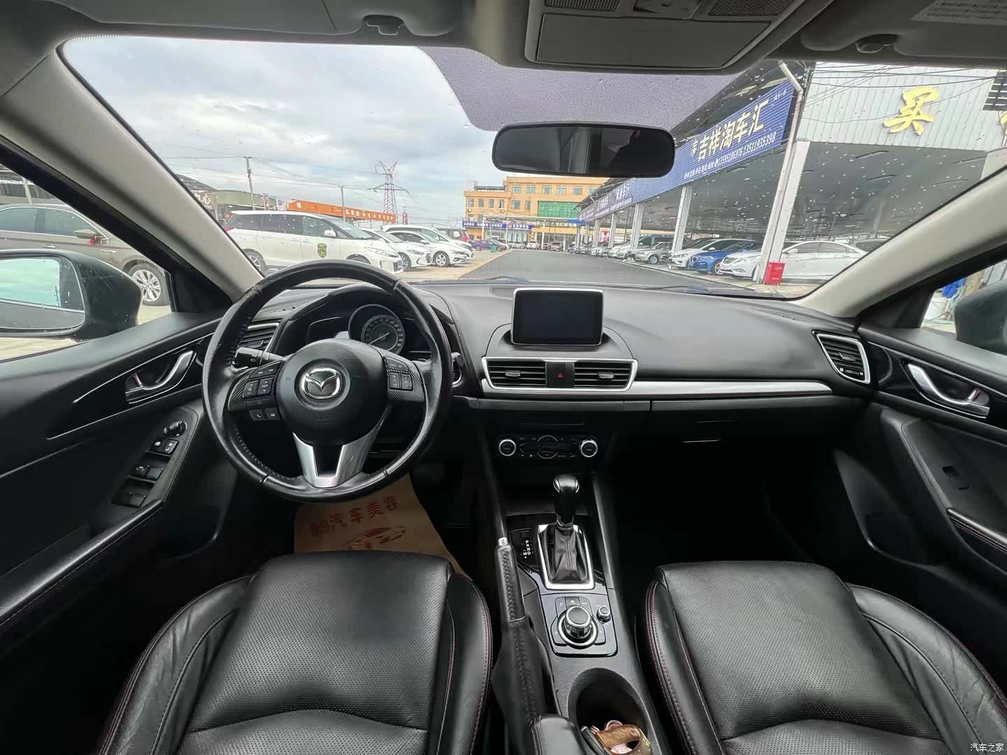 Mazda Mazda3, 2015 6