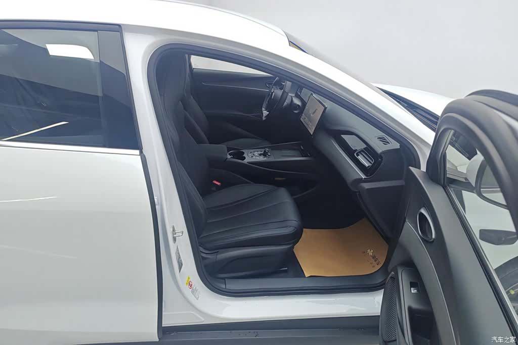 BYD Seal, 2025 8