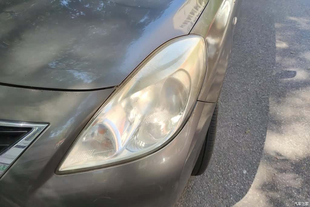 Nissan 1.5XE, 2012 все фото