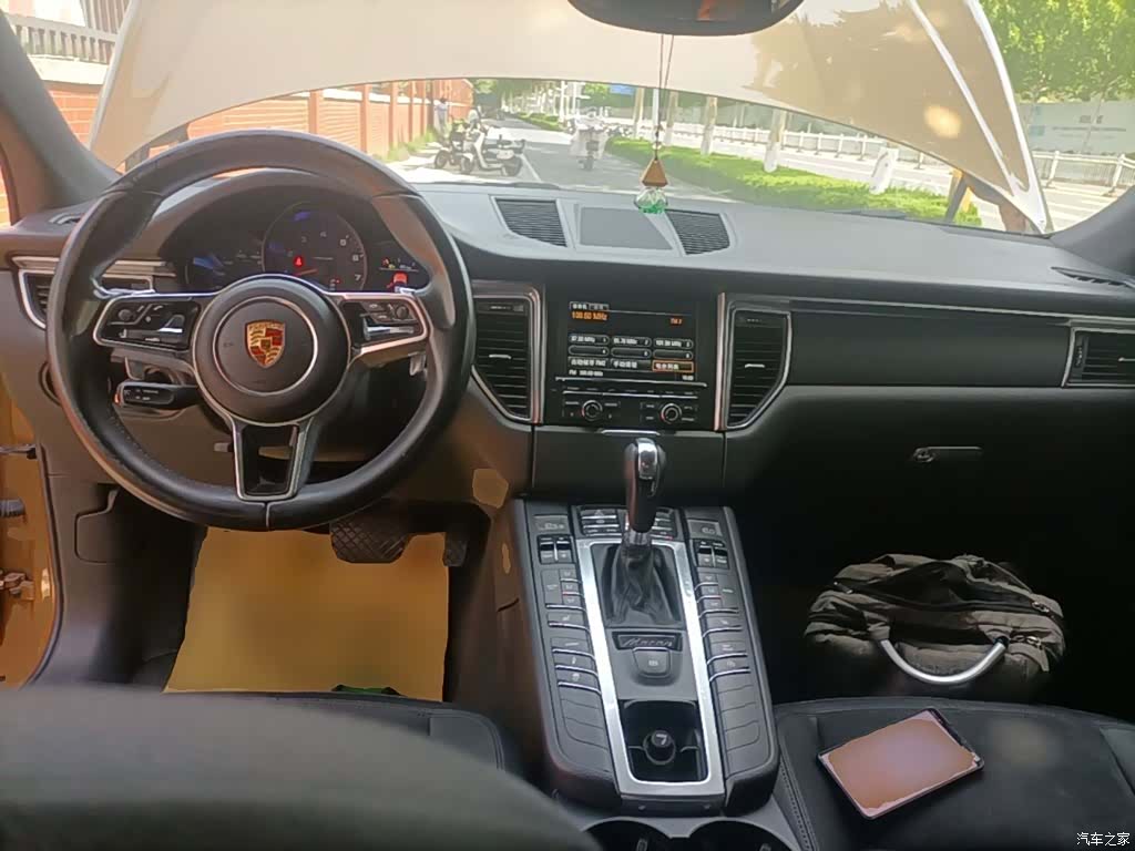 Porsche Macan, 2015 10