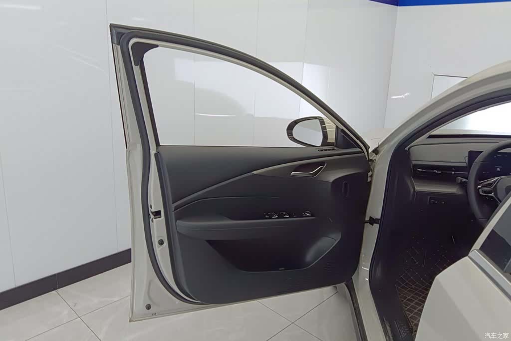 Wuling Starlight, 2024 7