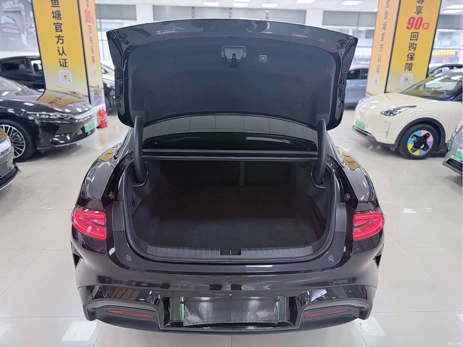 Xiaomi SU7, 2025 10