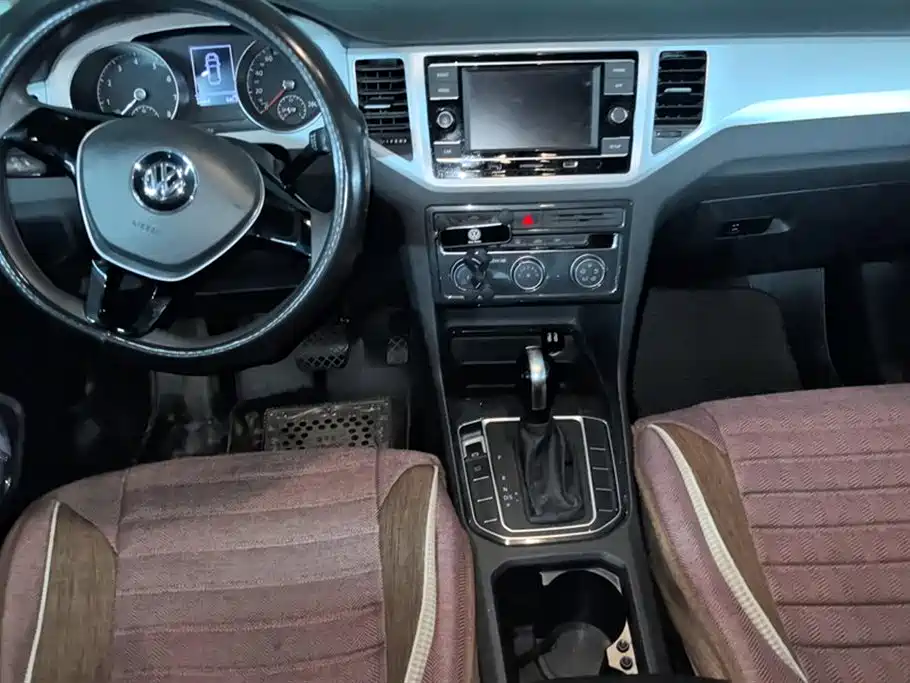 Volkswagen Golf*Jiayu