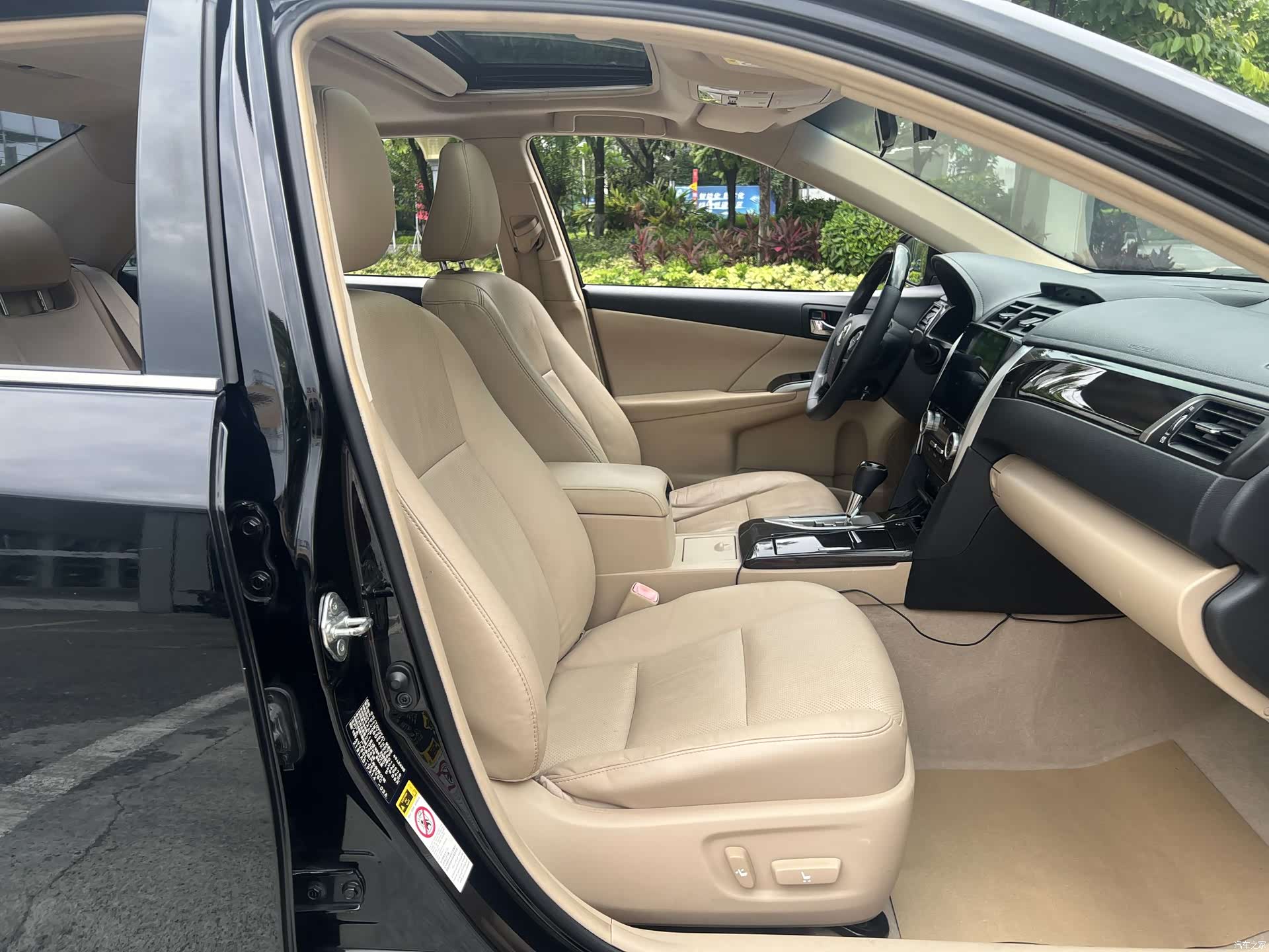 Toyota Camry, 2014 12