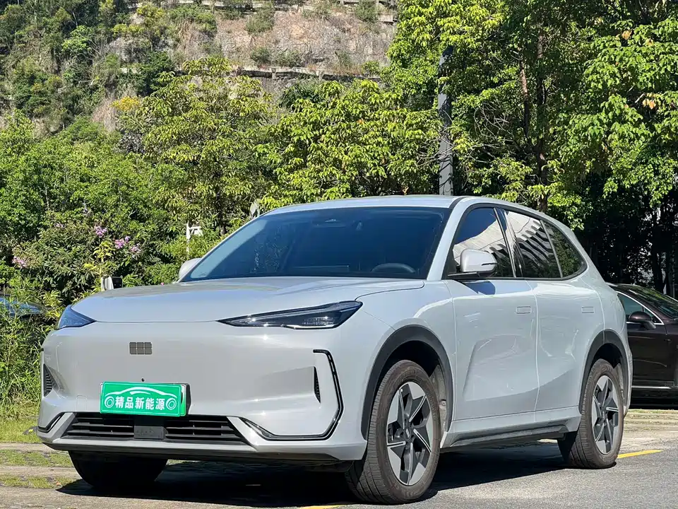 Geely Galaxy Galaxy E5