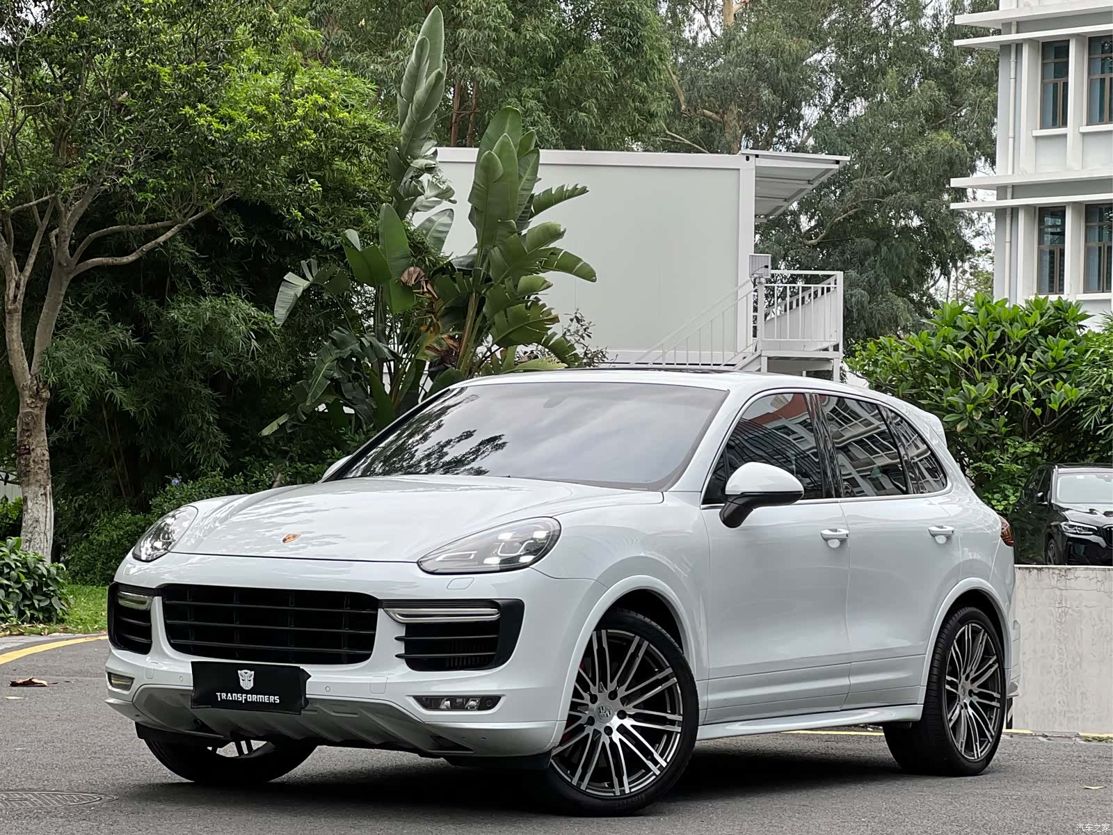 Porsche Cayenne, 2016 1