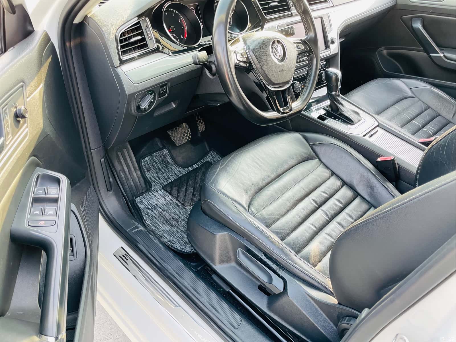 Volkswagen Lamando, 2018 9