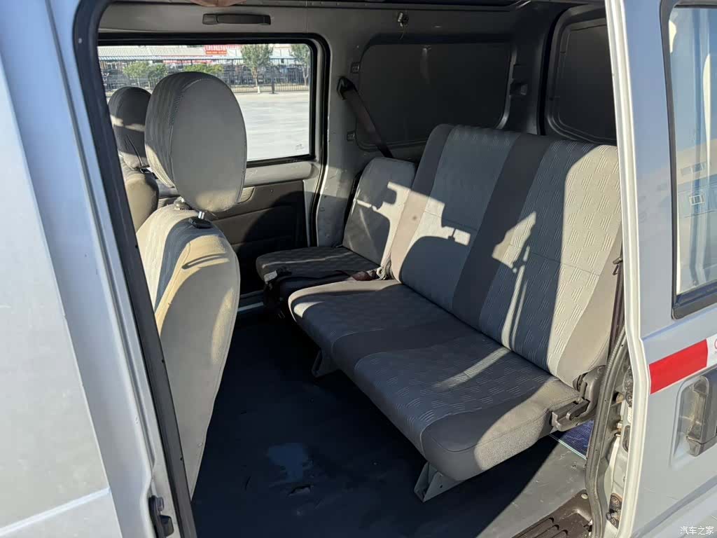 Wuling S, 2014 6