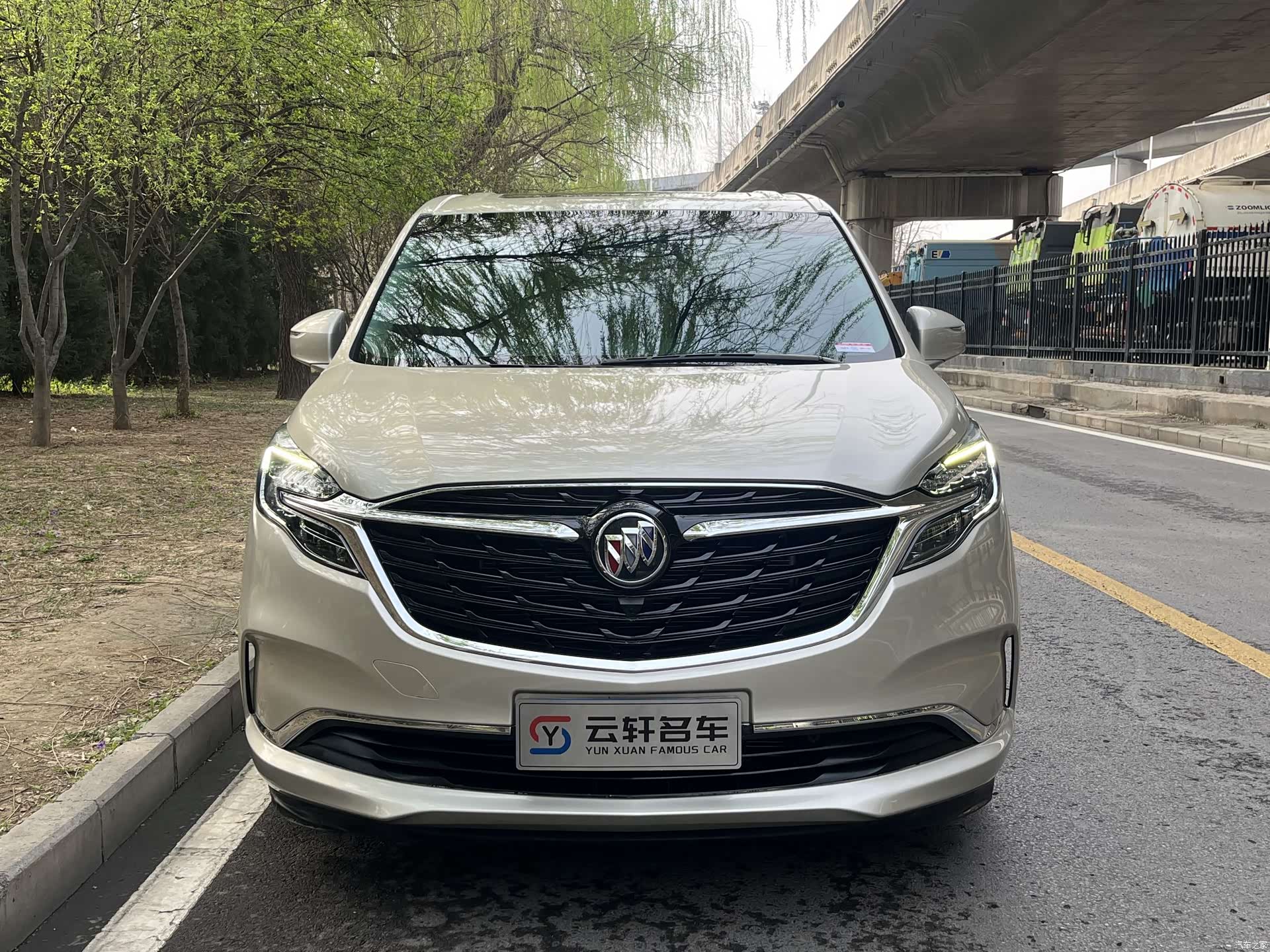 Buick GL8, 2022 2