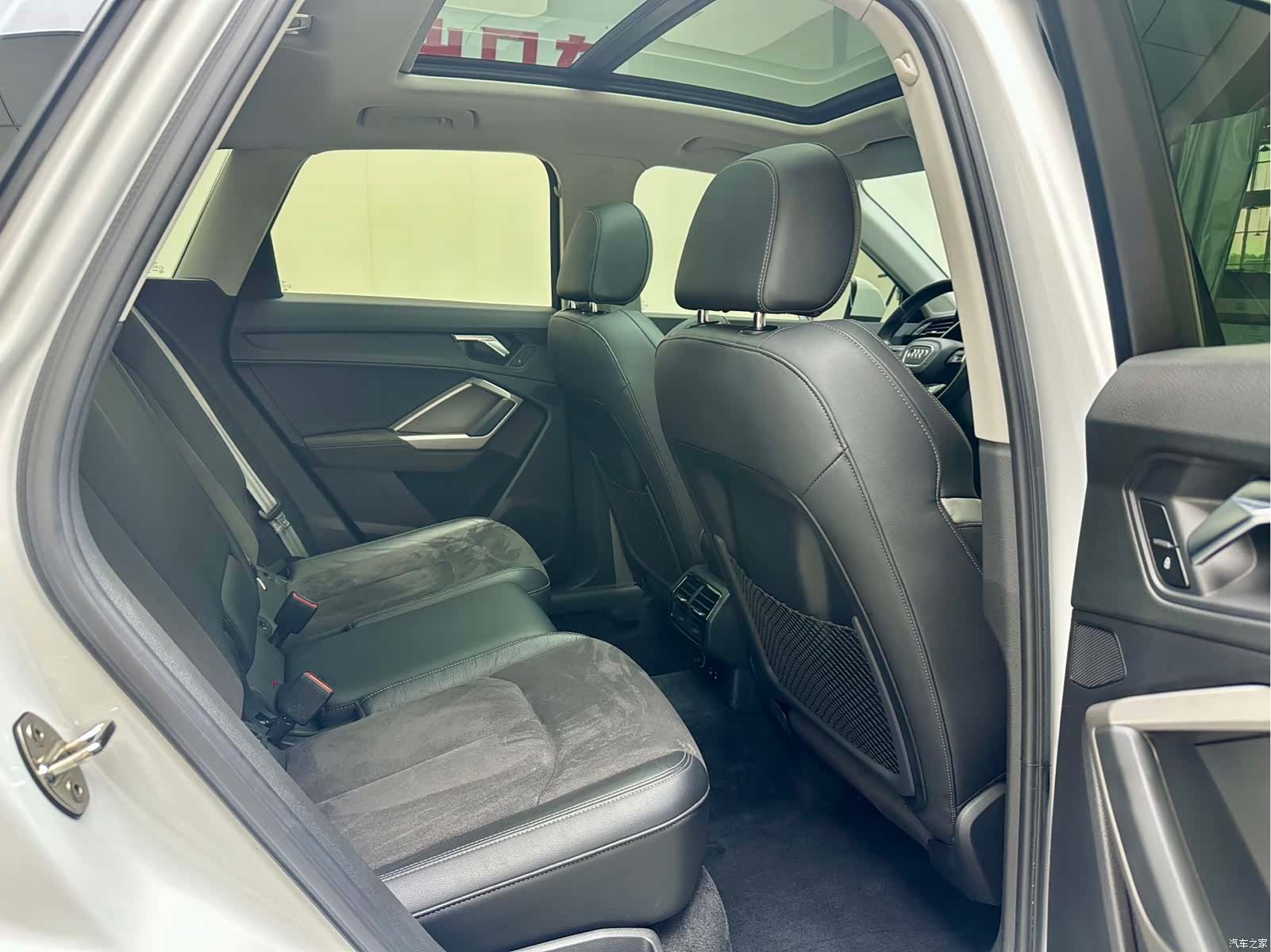 Audi Q3, 2023 6