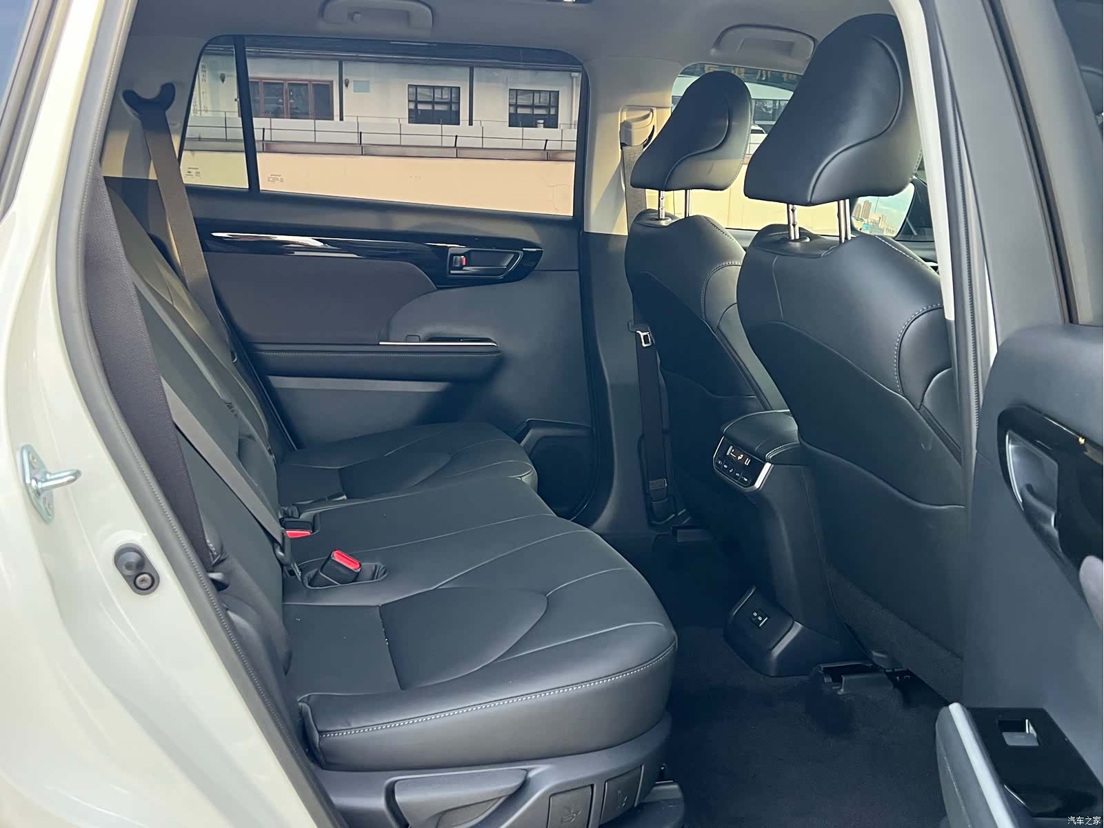 Toyota Highlander, 2026 16