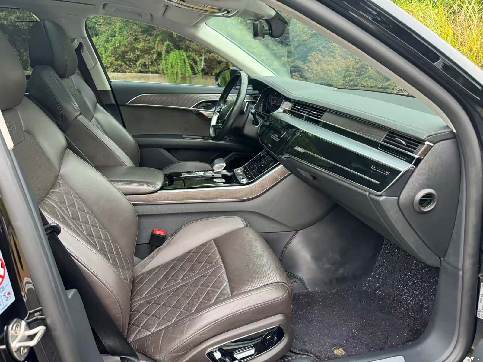 Audi A8L, 2021 10