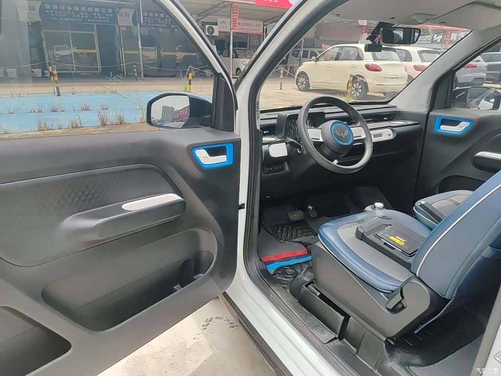 Wuling MINIEV, 2022 16