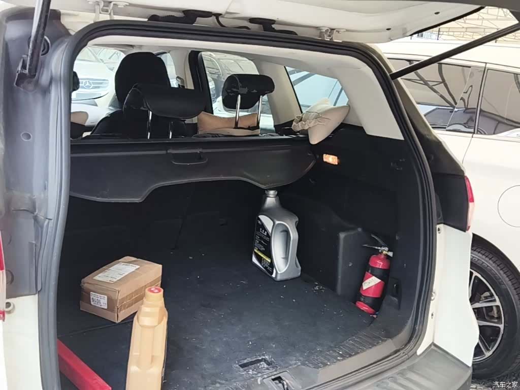 Ford Kuga, 2014 19