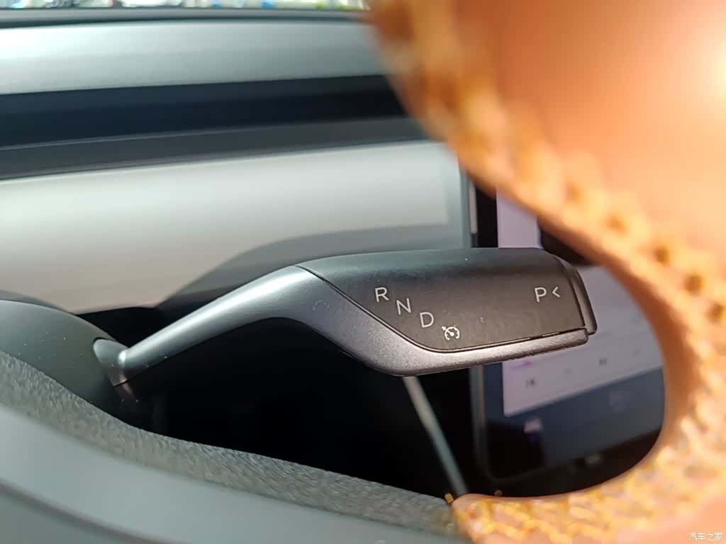 Tesla Model 3, 2020 14